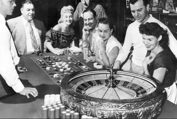 Evolution of Gambling